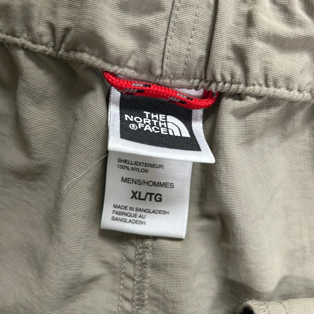 The North Face Cargo Shorts Mens XL Tan Nylon Gorpcore Hiking Trail